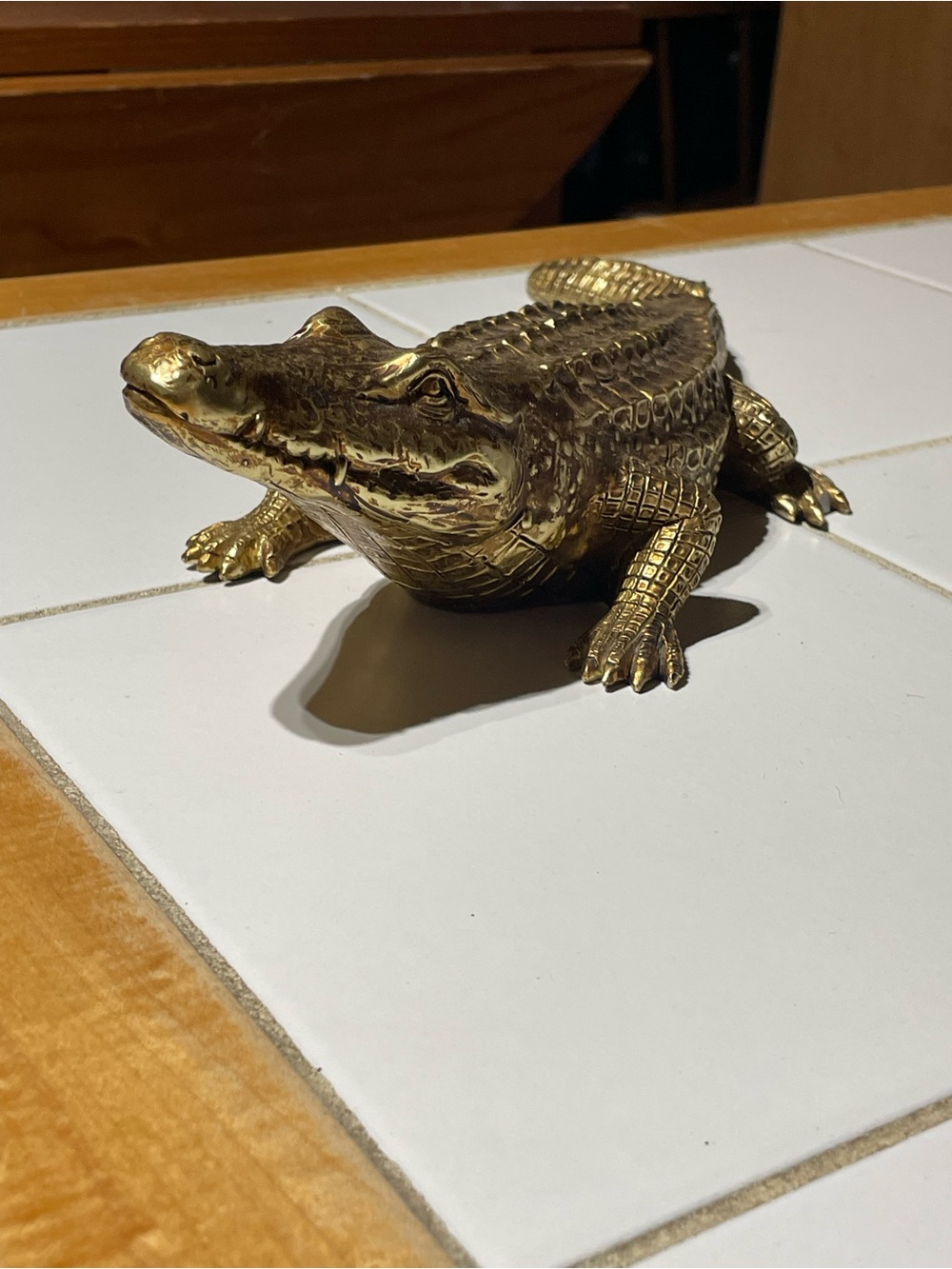 Brass-Colored Alligator Habitat Accent Figurine - Decorative Reptile Ornament
